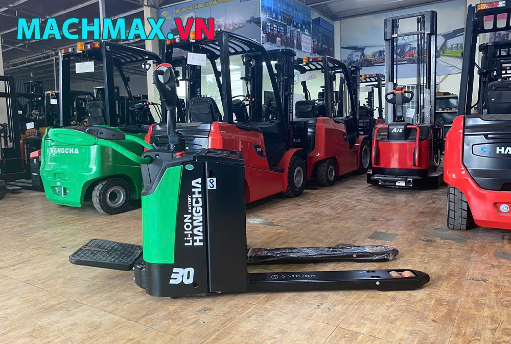 Đặc điểm xe nâng tay điện thấp 3 tấn pin lithium có bệ đứng