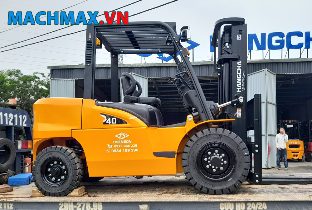 Xe nâng dầu 4 tấn Hangcha chính hãng