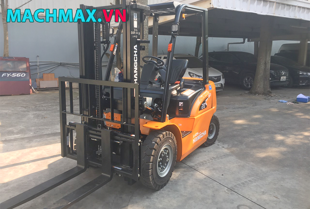 Xe nâng điện 2 tấn dòng xe mới giá tốt