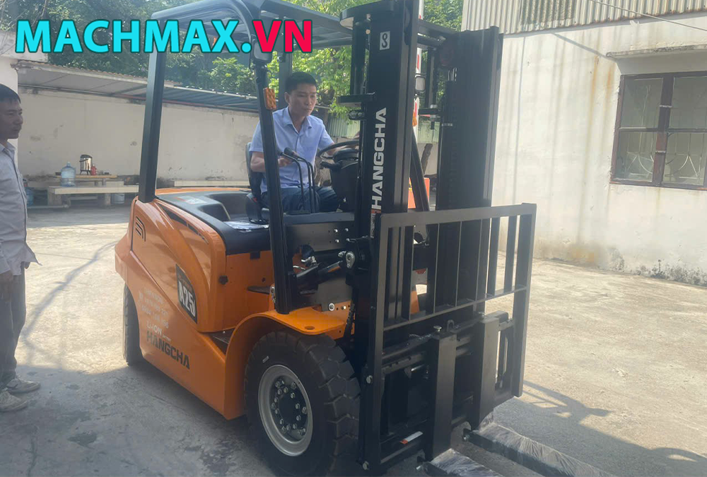 Xe nâng điện 2.5 dòng XA