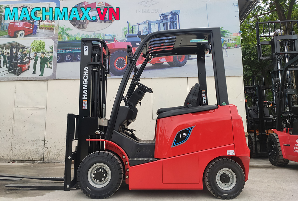 giá xe nâng điện 1.5 tấn 4 bánh