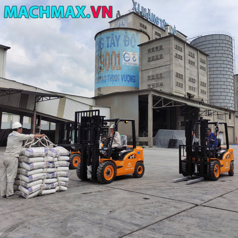 Xe nâng xi măng chất lượng Xe nâng xi măng chất lượng