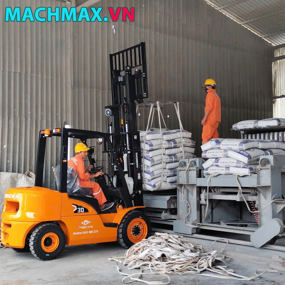 Xe nâng xi măng mới chất lượng Xe nâng xi măng mới chất lượng